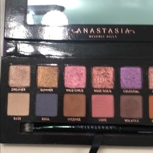 Anastasia Beverly Hills Makeup - Anastasia Beverly Hills Norvina Palette Anastasia Beverly Hills Makeup - Anastasia Beverly Hills Norvina Palette